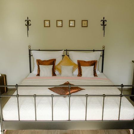 Herrenhaus Kunzwerda Bei Torgau - Aparthotel, Boardinghouse, Wohnen Auf Zeit מראה חיצוני תמונה